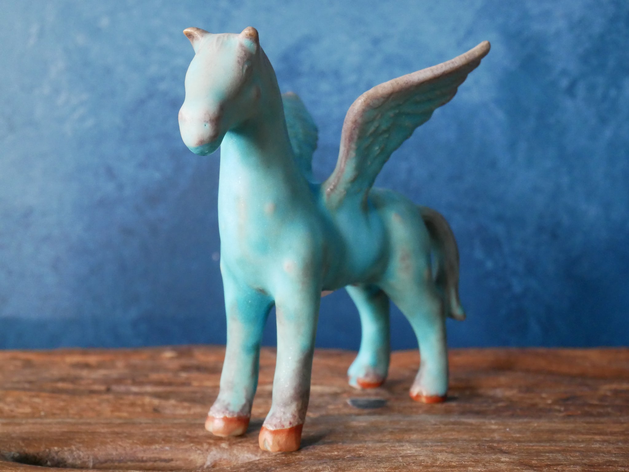 Turquoise Sky Pegasus/Green Celadon Pegasus
