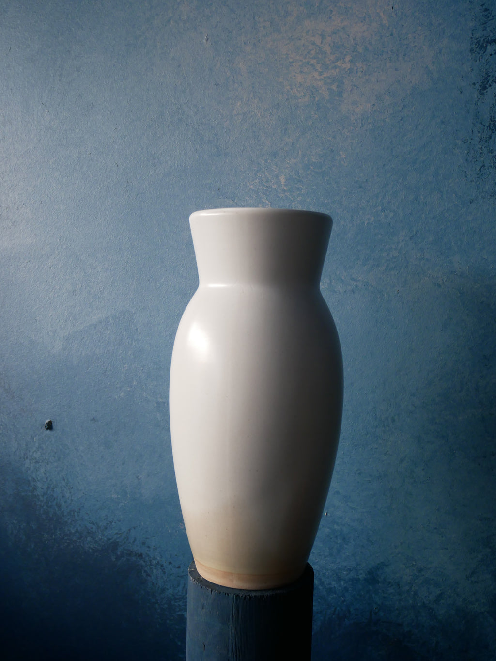 Ivory Vase - ll
