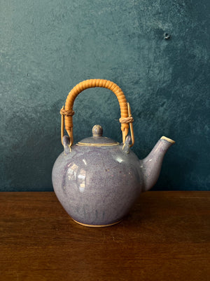 Tea Pot - Kinyo with Bamboo Handle