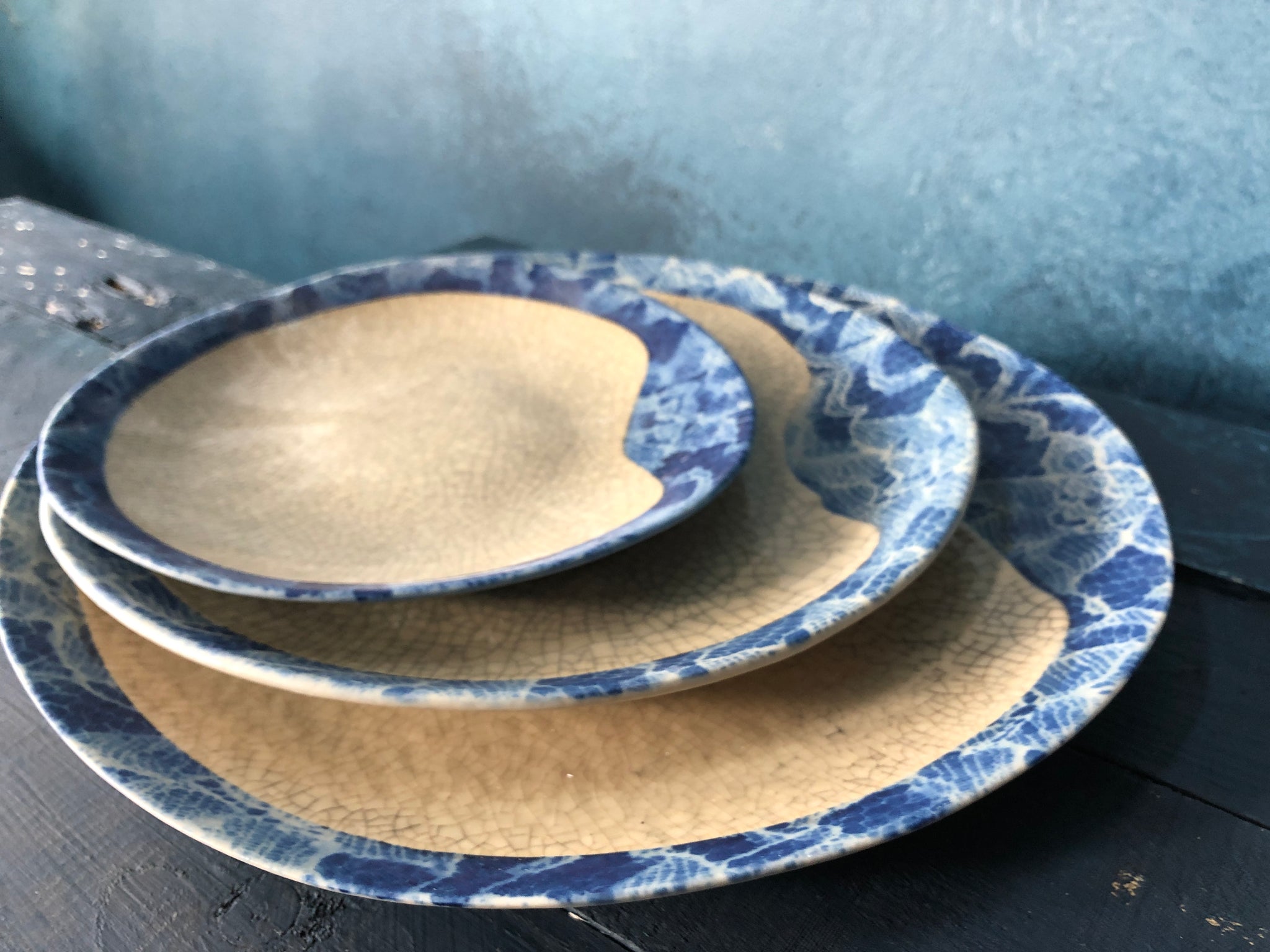 Azure Eggshell Plates
