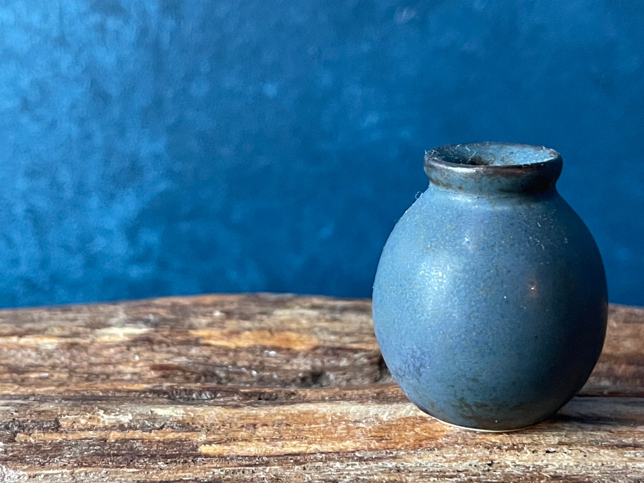 Hand-thrown Tiny Bud Vase / Navy mini bud vase - S22
