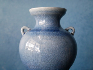 dark lavender vase