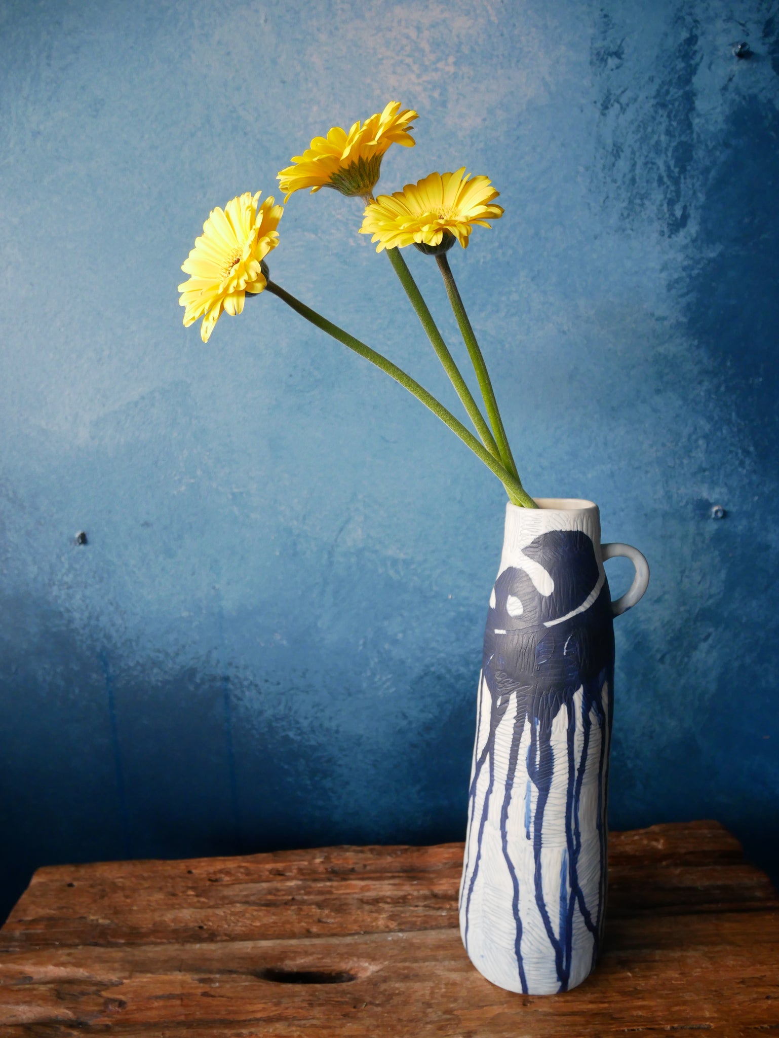 Bottle Vase - Blue white Pattern
