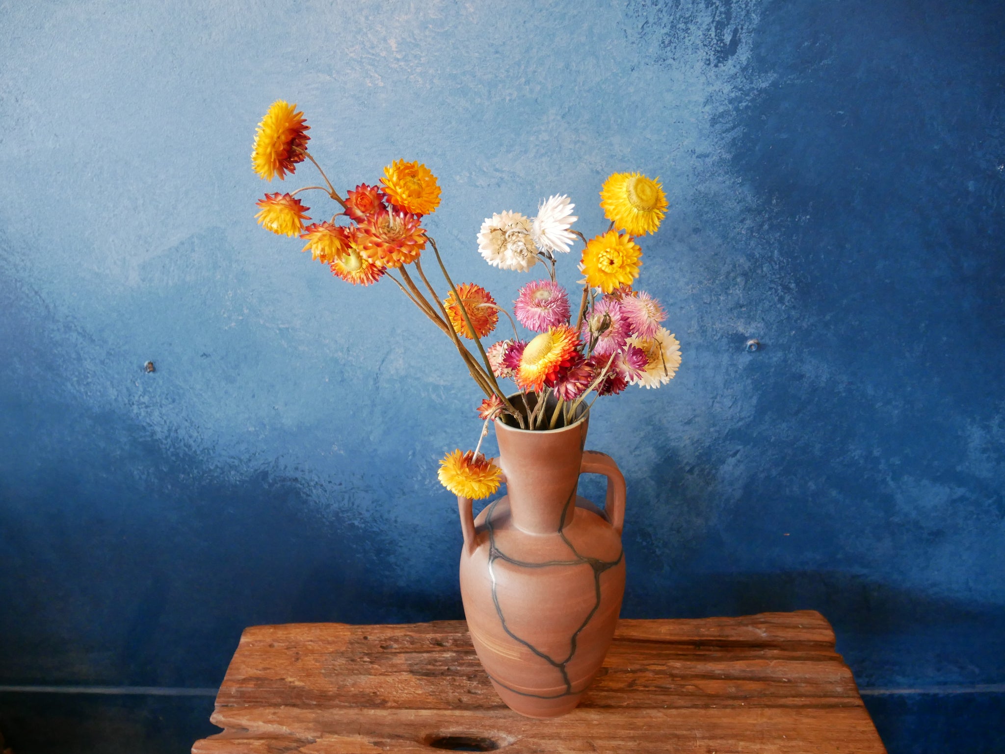 Brown Line Vase - ll - with handles