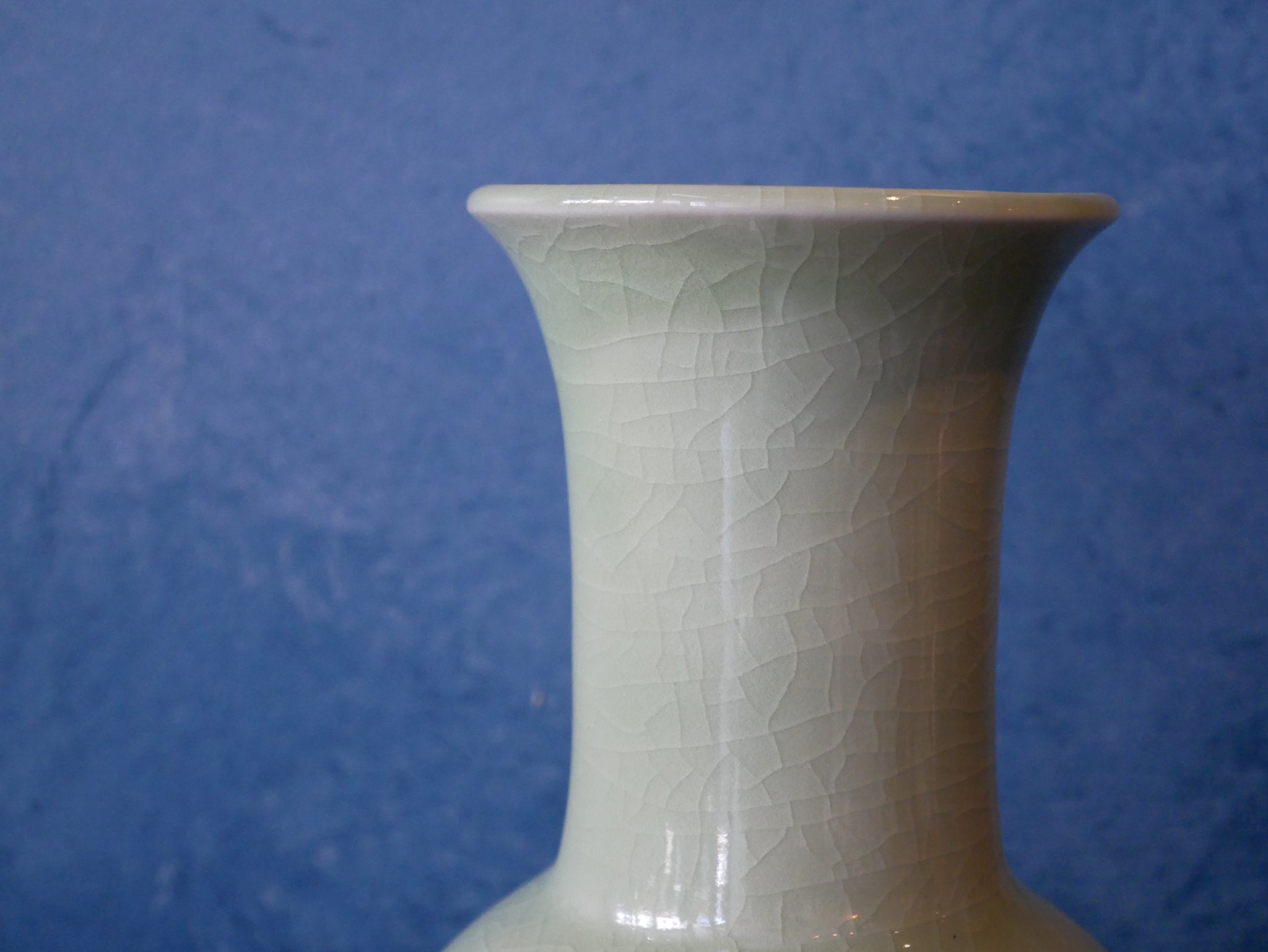 Green celadon | Traditional tall Vase