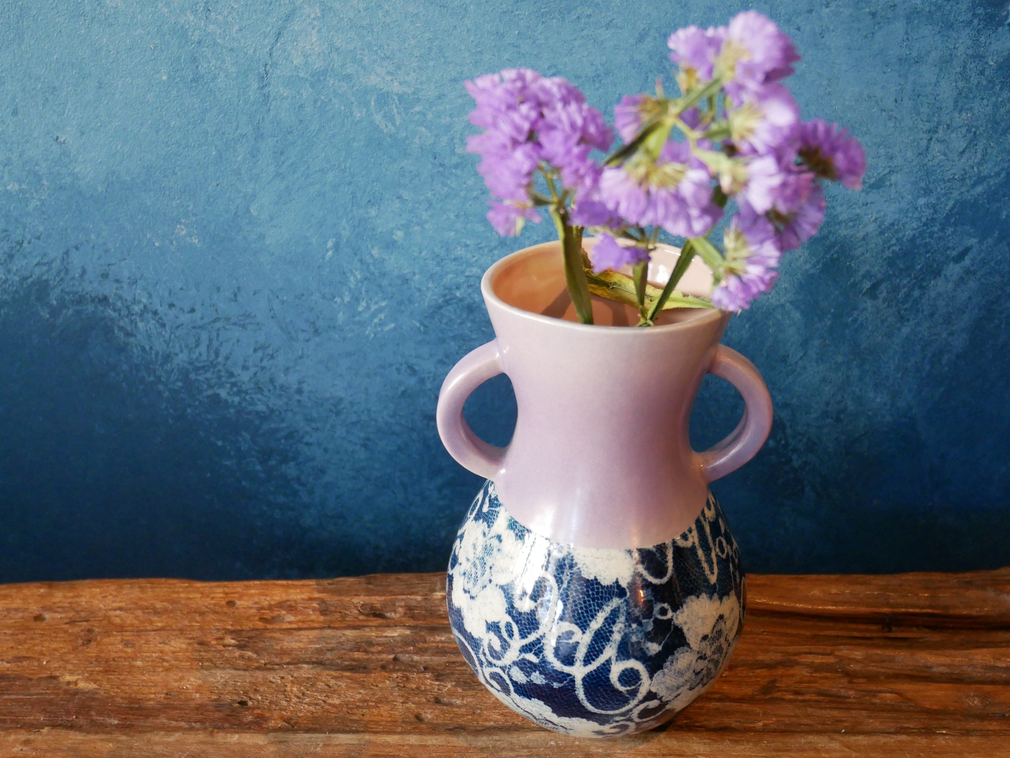 Purple and deep blue | Floral pattern - vase with handles