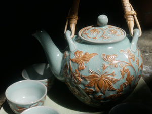 Hand drawn - Bas Relief | Celadon |Tea pot set